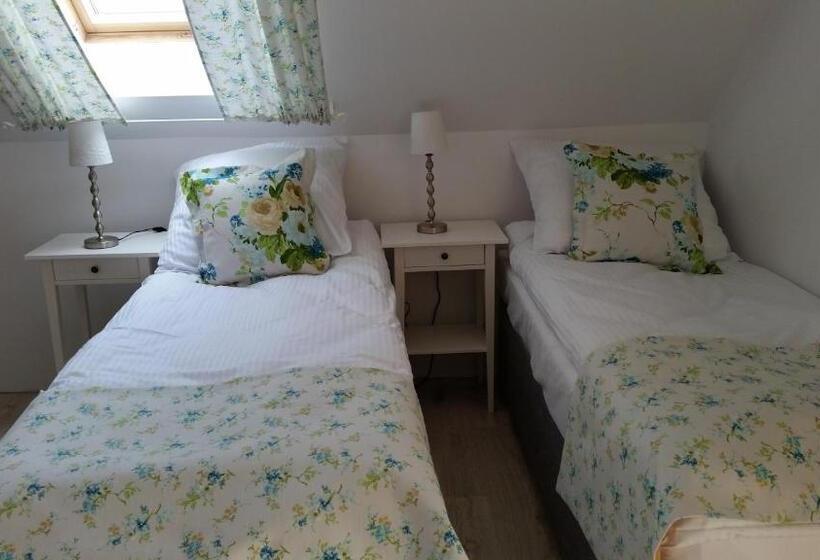 חדר סופריור, Folwark Leszczynówka