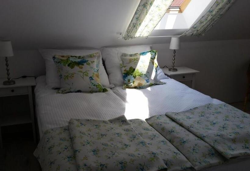 חדר סופריור, Folwark Leszczynówka