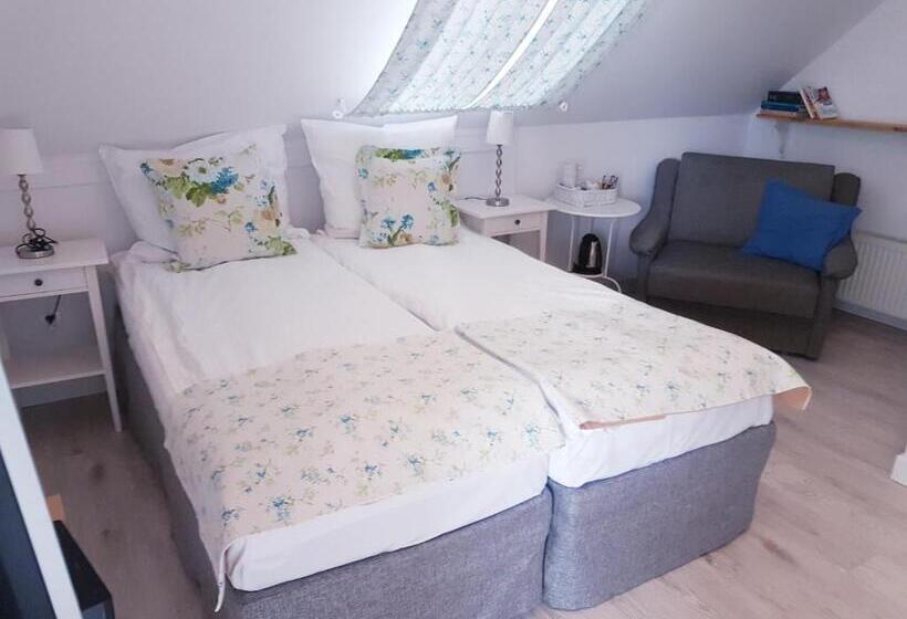 חדר סופריור, Folwark Leszczynówka