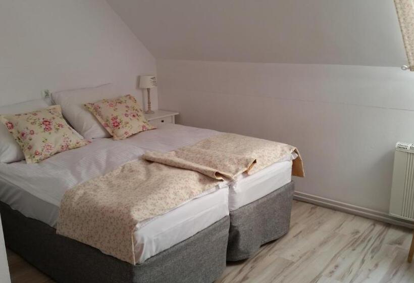 חדר סטנדרט, Folwark Leszczynówka