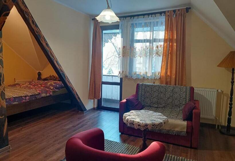 اتاق استاندارد سه تخته با بالکن, Pensjonat Wiking