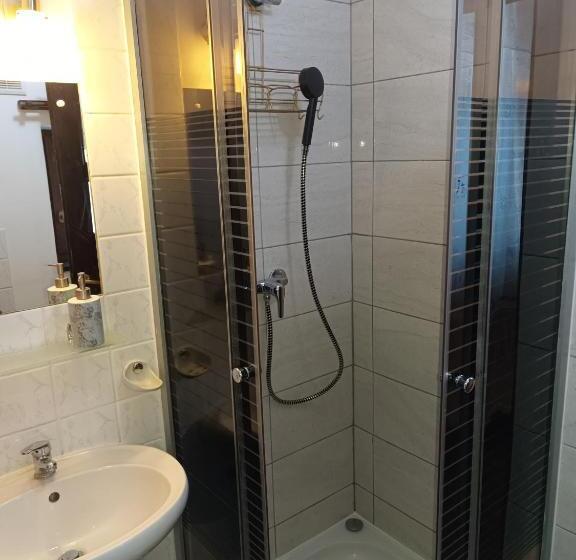 اتاق استاندارد چهار تخته, Pensjonat Wiking