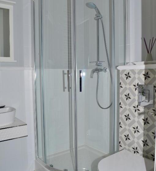 اتاق استاندارد, Szafirowy Dwór Hotel & Restauracja