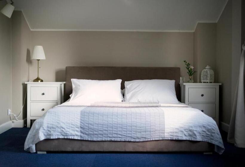 آپارتمان لوکس 1 خوابه, Szafirowy Dwór Hotel & Restauracja