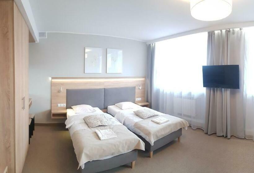 高品质的四人房间, Restauracja Venus