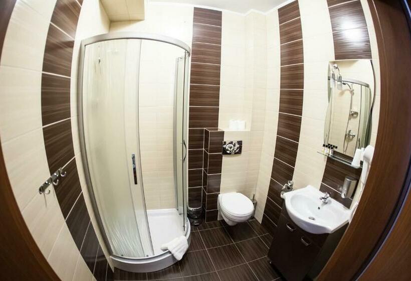 غرفة قياسية, Stara Gorzelnia