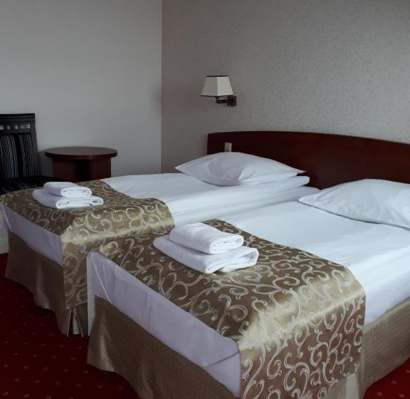 غرفة قياسية مطلّة علي البحيرة, Stara Gorzelnia