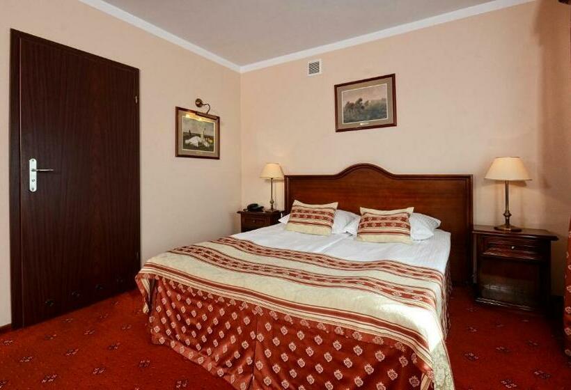 Номер Стандарт, żubrówka Spa & Wellness