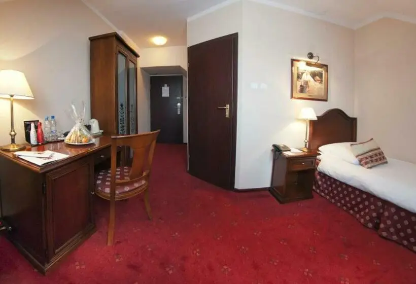 Standard Yhden Hengen Huone, żubrówka Spa & Wellness