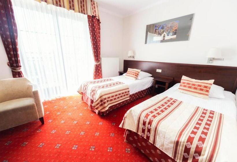 Номер Стандарт, żubrówka Spa & Wellness