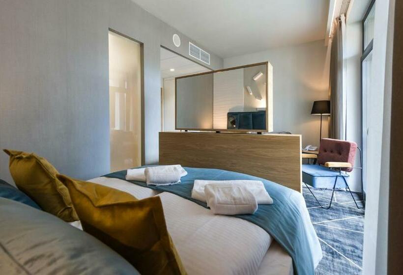 Номер Стандарт, Zalewski