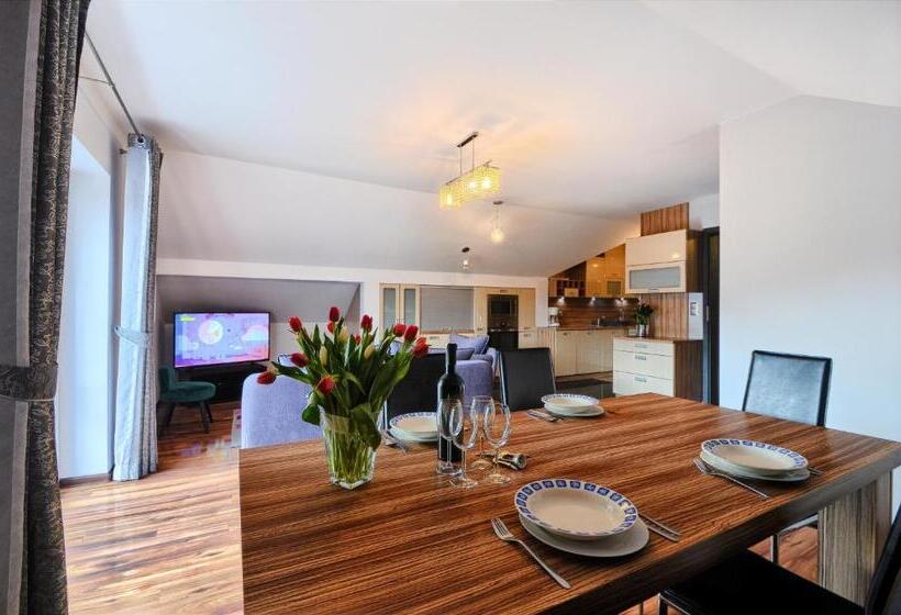 آپارتمان 1 خوابه با چشمانداز, Willa Luiza