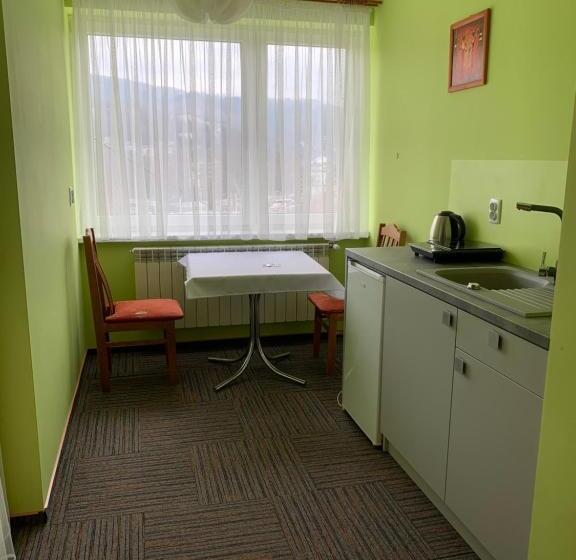 اتاق استاندارد, Willa Mona