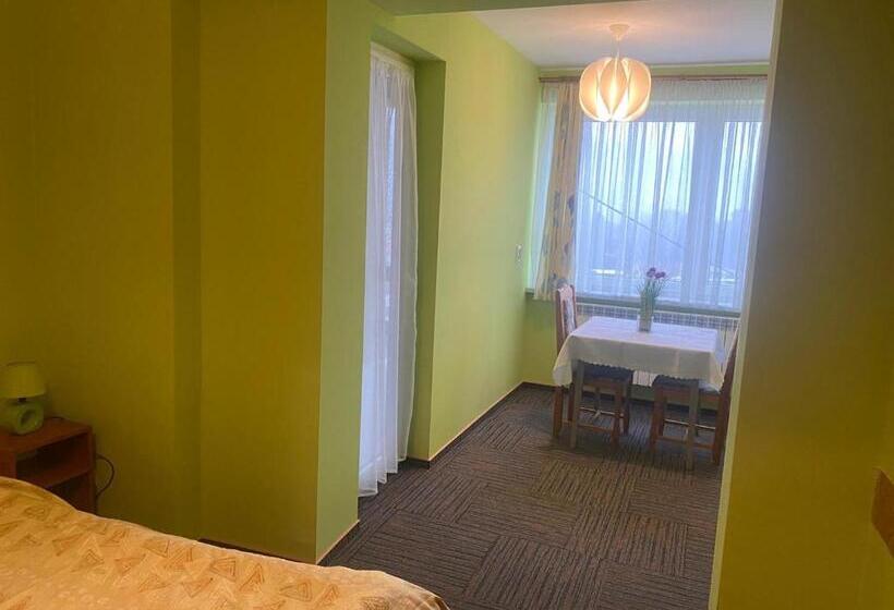 اتاق استاندارد, Willa Mona