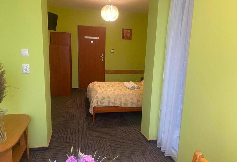 اتاق استاندارد, Willa Mona