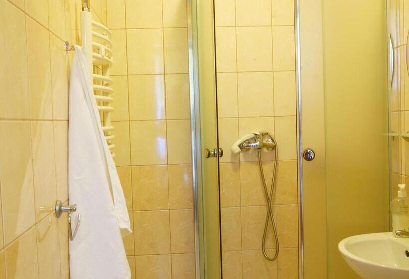 اتاق استاندارد, Willa Mona