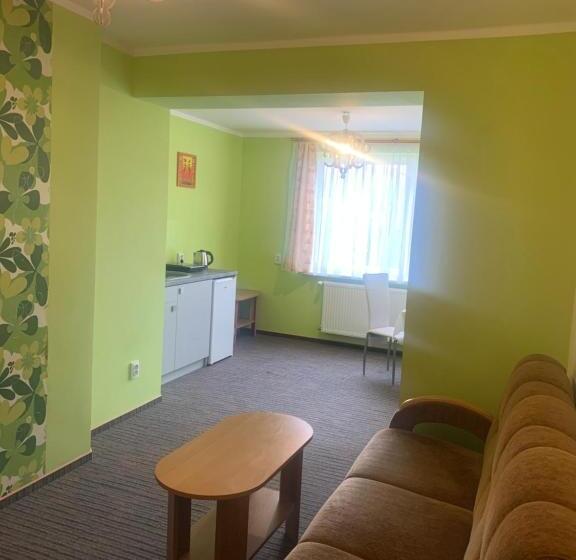 آپارتمان 1 خوابه, Willa Mona