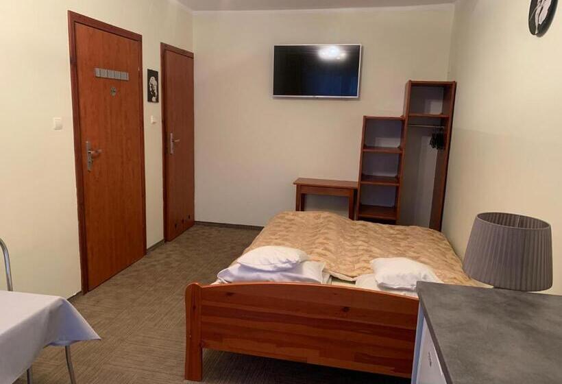 اتاق استاندارد, Willa Mona