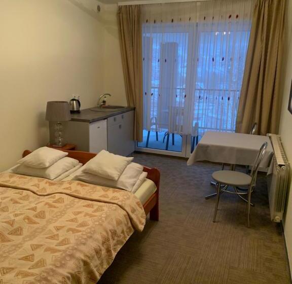 اتاق استاندارد, Willa Mona