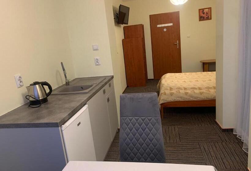 اتاق استاندارد, Willa Mona