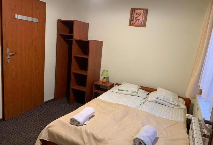 اتاق استاندارد, Willa Mona