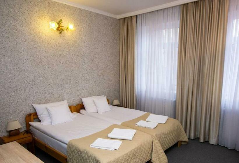 غرفة قياسية, Perla