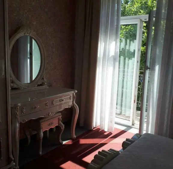 Chambre Deluxe avec Balcon, Perla
