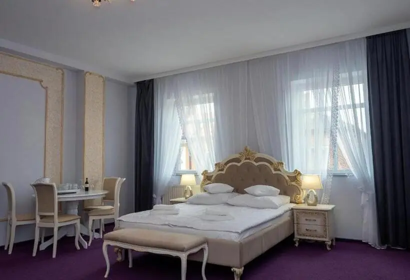 Suite, Perla