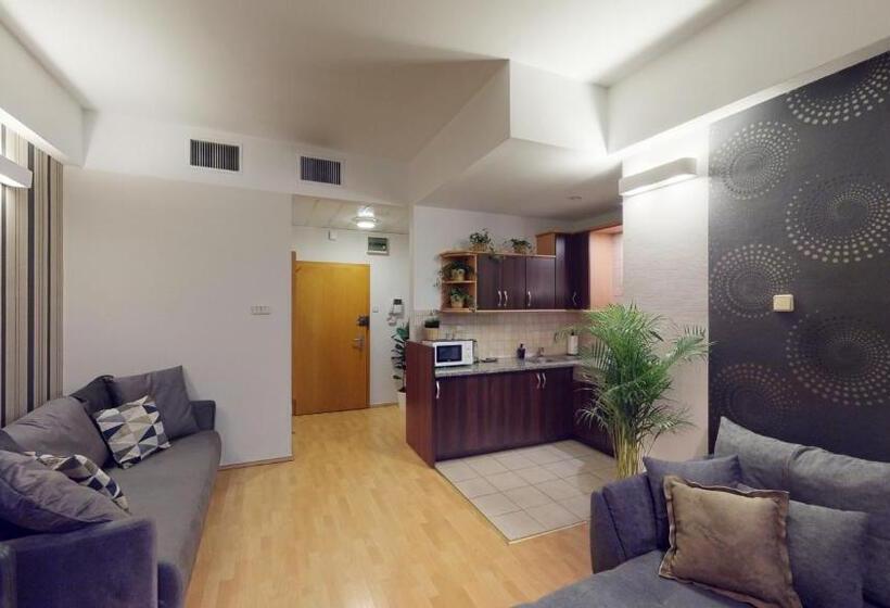 スイート（家族用）, Szewska 72 Market Square Tectumapartments