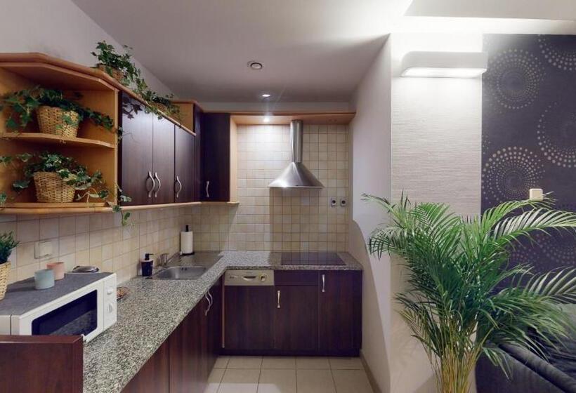 スイート（家族用）, Szewska 72 Market Square Tectumapartments