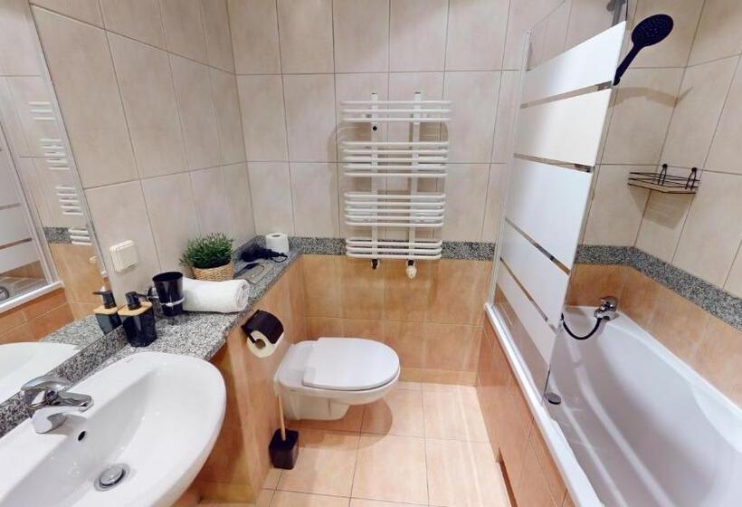 スイート（家族用）, Szewska 72 Market Square Tectumapartments