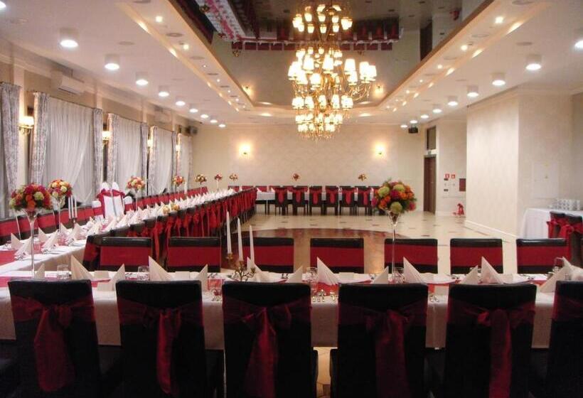 غرفة قياسية, Zajazd U Beaty I Violetty