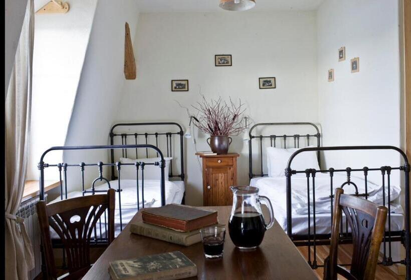 四人标准间, Karczma Stary Młyn