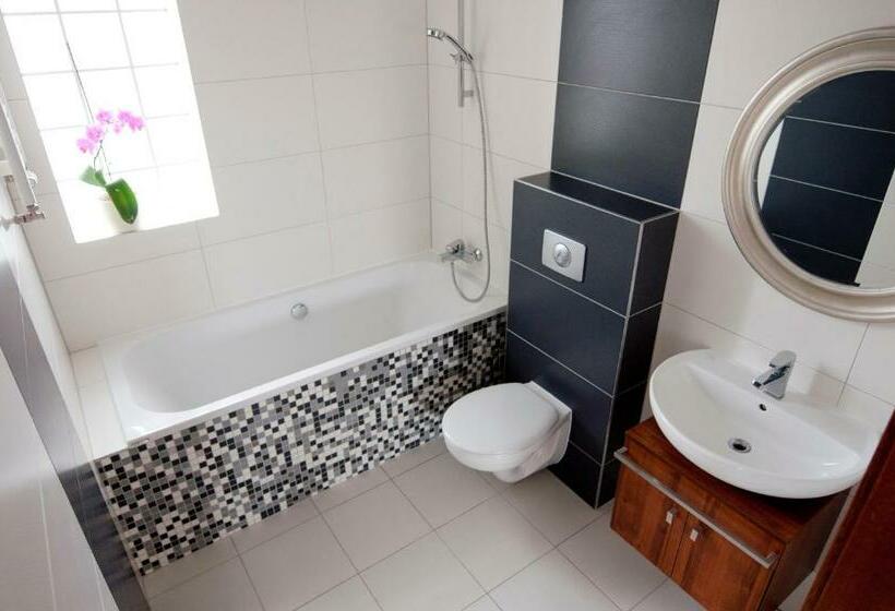 חדר משפחתי דלוקס, Apartamenty Mesa Grill Restaurant Cafe