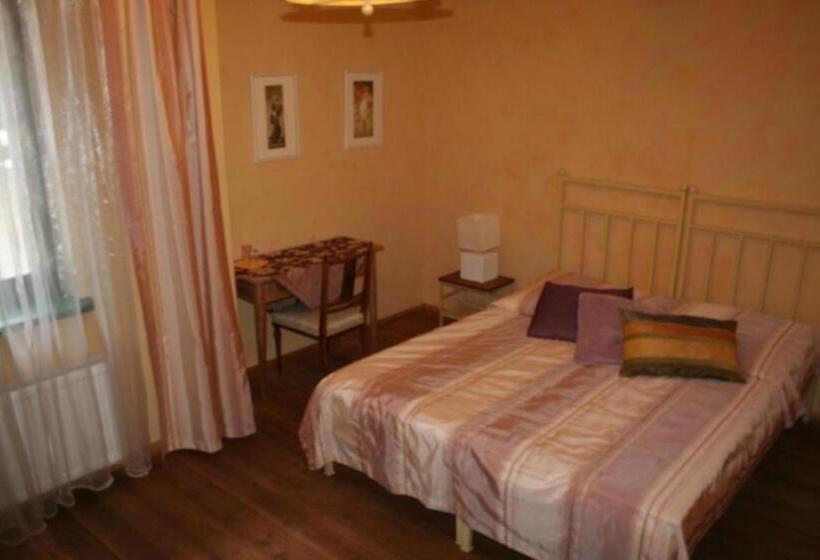 Номер Стандарт 2 Двуспальные Кровати, Dom Potok