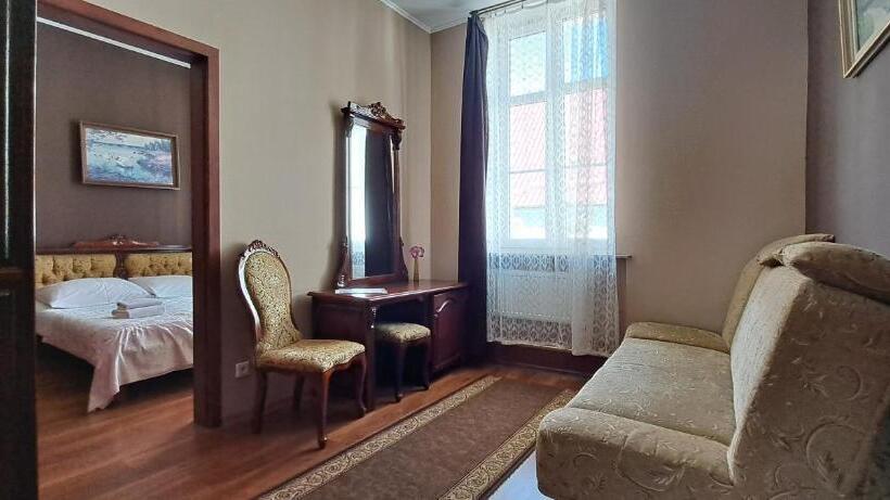 스탠다드 스튜디오, Gościniec & Spa Darłowo