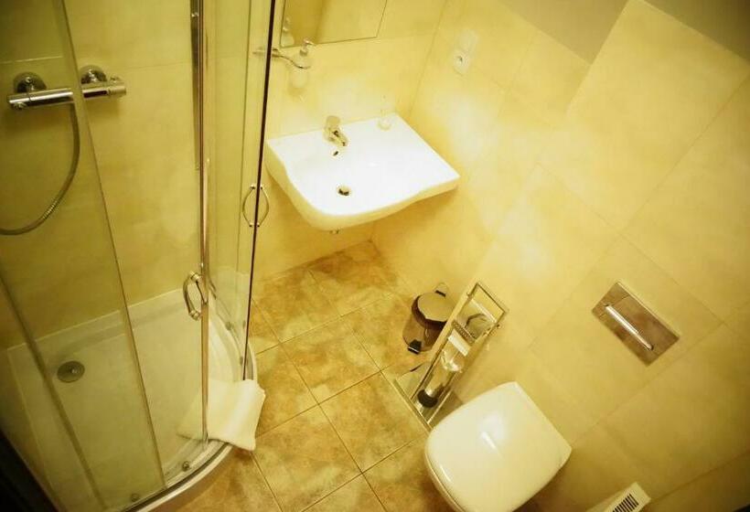 スタンダードシングルルーム, Noclegi U Kawalca