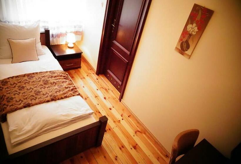 スタンダードシングルルーム, Noclegi U Kawalca