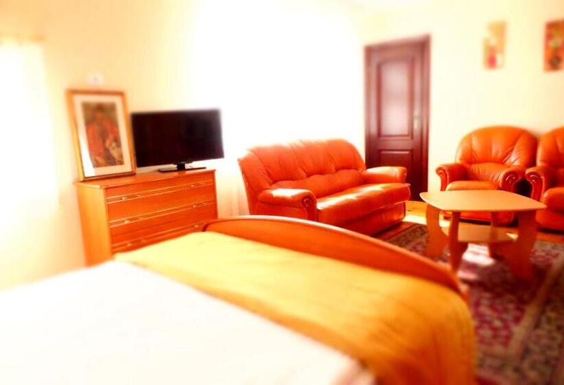 スタンダードルーム, Noclegi U Kawalca