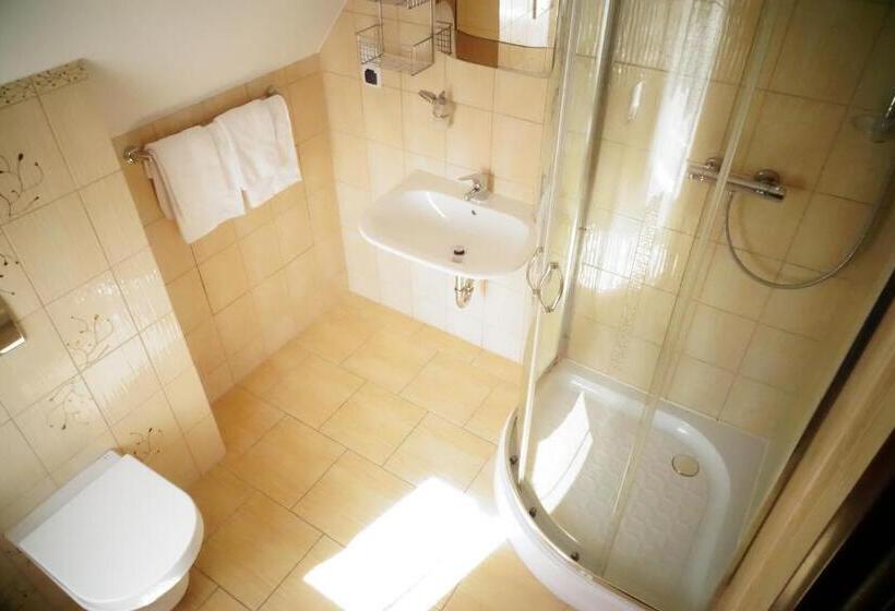 スタンダードルーム, Noclegi U Kawalca