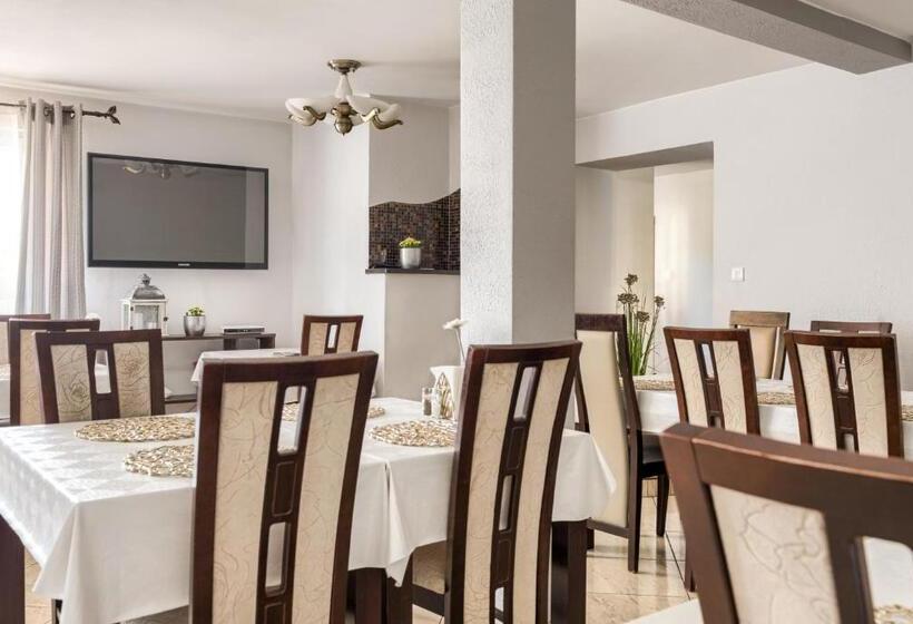 スタンダードトリプルルーム, Ośrodek Wypoczynkowy Anna Ila