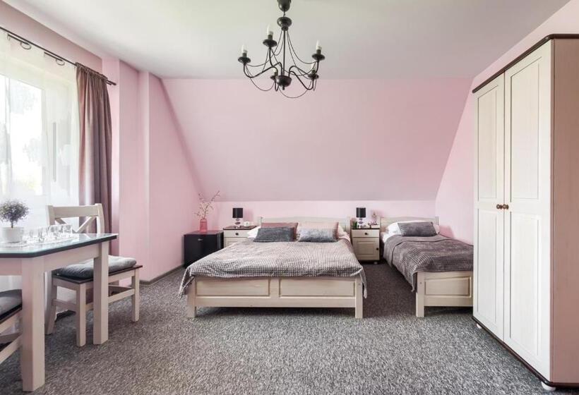 スタンダードトリプルルーム, Ośrodek Wypoczynkowy Anna Ila