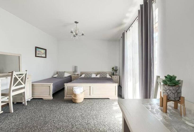 スタンダードトリプルルーム, Ośrodek Wypoczynkowy Anna Ila