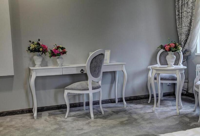 חדר דלוקס נוף לגינה, Pałac W Bądzowie