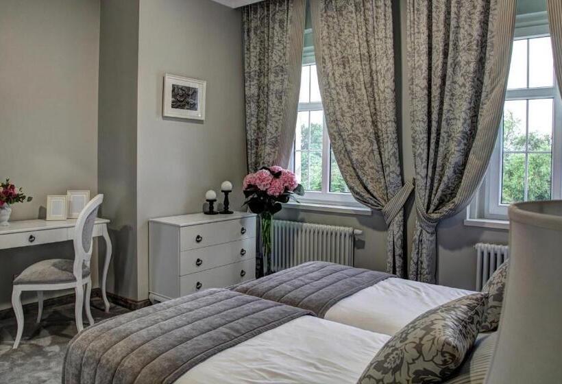 חדר דלוקס נוף לגינה, Pałac W Bądzowie