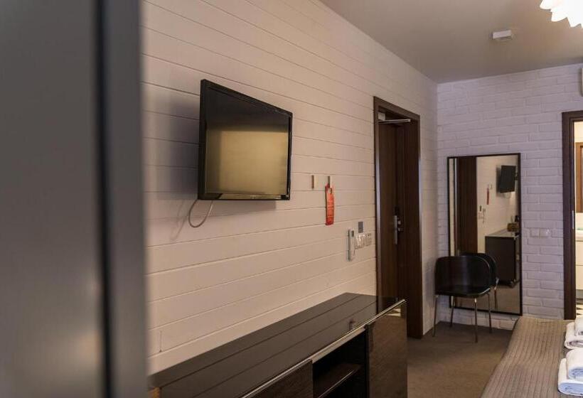 اتاق استاندارد, Trybunalska