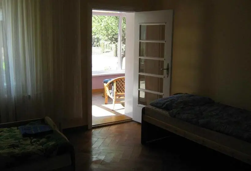 Standard Triple Room with Terrace, Villa Centrum
