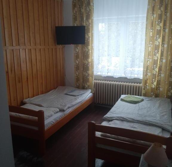 חדר בסיסי, Villa Centrum