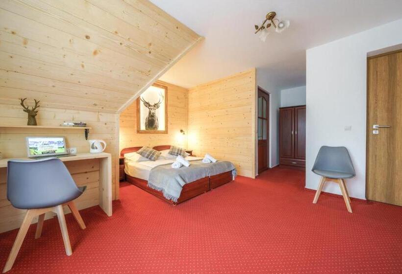 חדר סטנדרט לשלושה עם מרפסת, Willa Swoboda Garden Spa