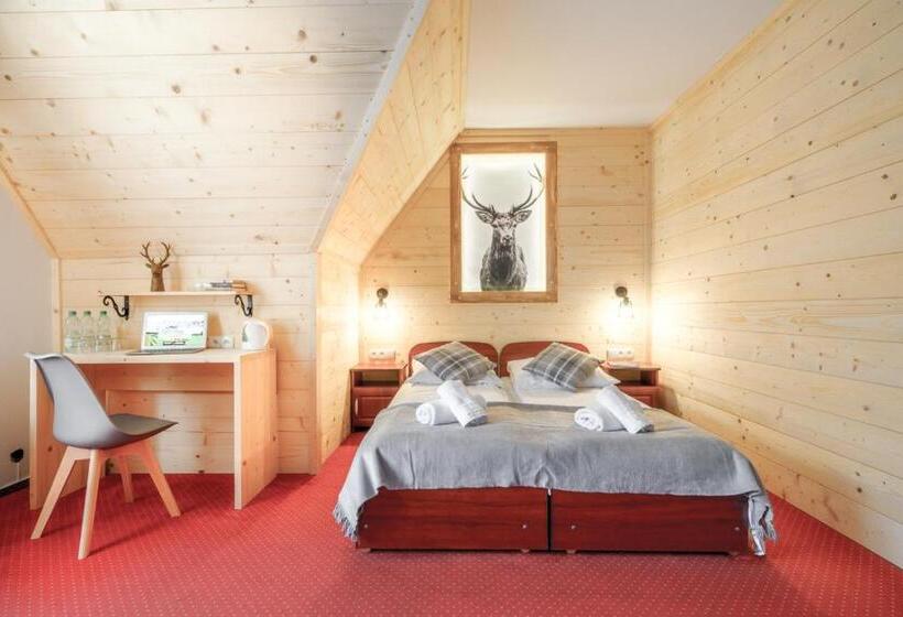 חדר סטנדרט לשלושה עם מרפסת, Willa Swoboda Garden Spa